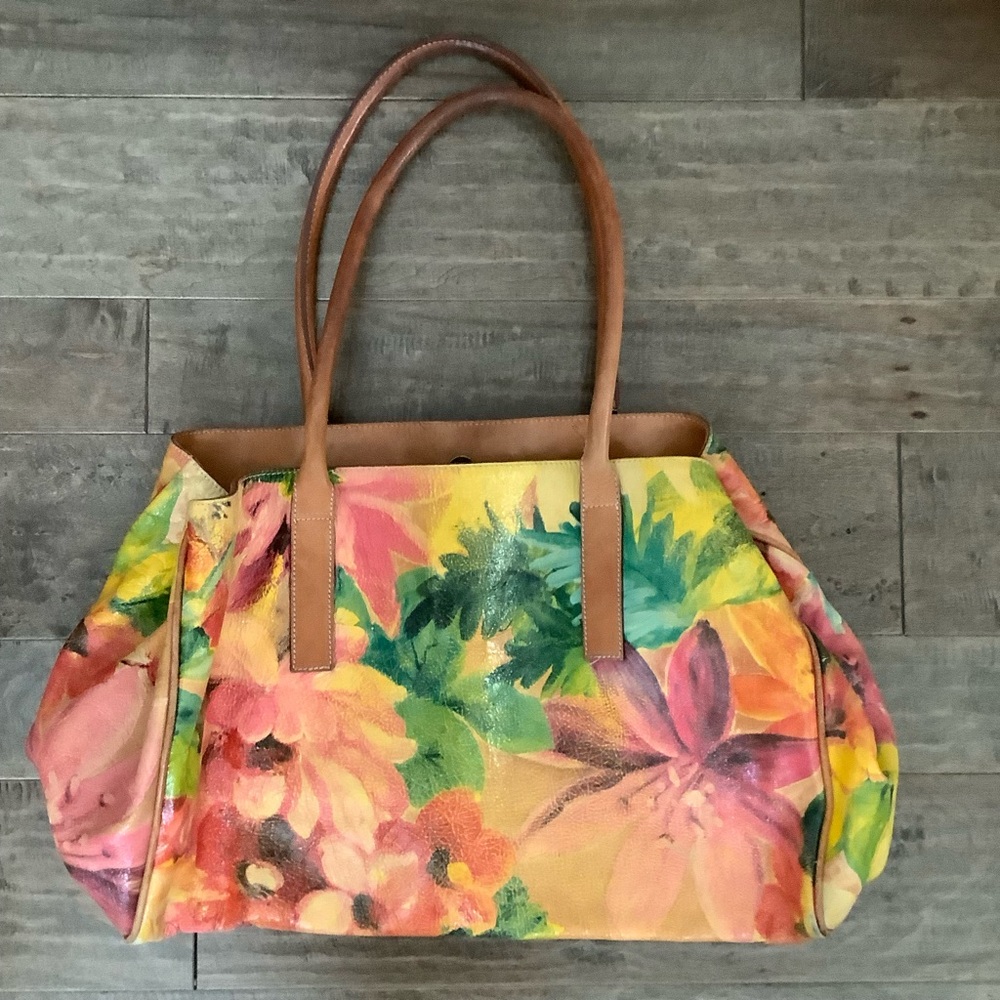MaurizioTaiuti Genuine Leather Floral Tote